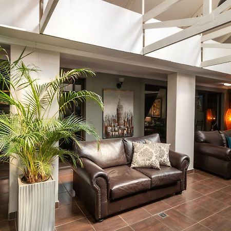 Lala Dene Lodge بلومفونتين المظهر الخارجي الصورة