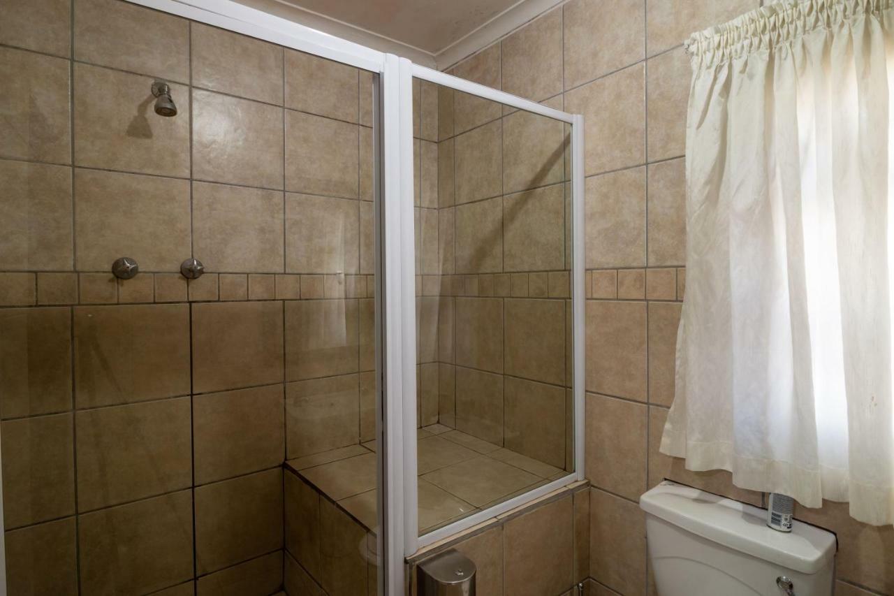 Lala Dene Lodge بلومفونتين المظهر الخارجي الصورة